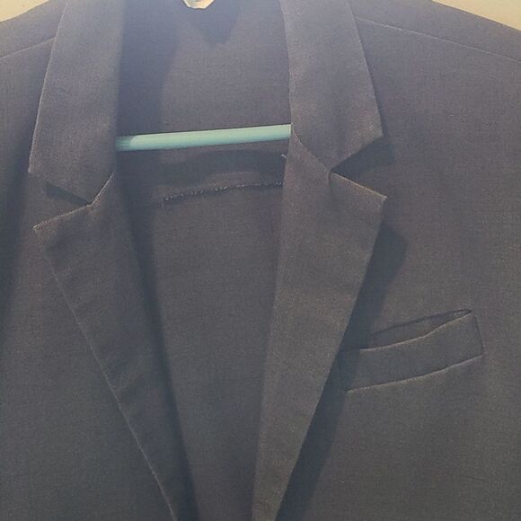 Ladies Censoring Large lightweight, unlined, Grey Suit Jacket - Picture 7 of 11